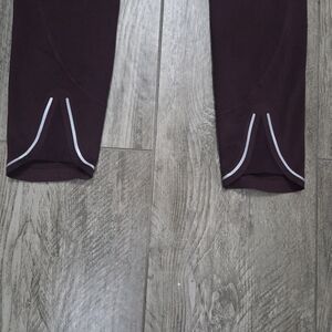 Athleta Leggings Reflective Accents Zip Pocket, Maroon, Women's Small